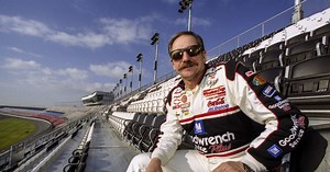 A Rare Video Of Dale Earnhardt's Final Crash Is Going Viral Sunday