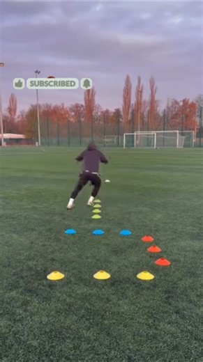 football player Thai ke liye exercise devil karte hue speed lagana hai practice⚽⚽