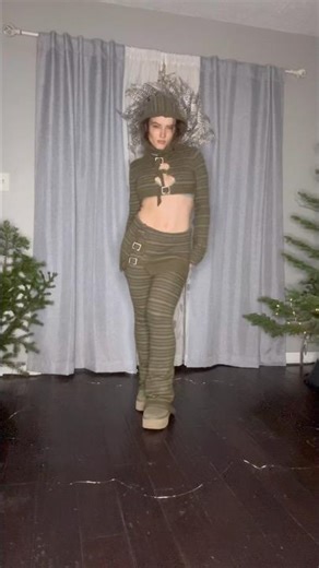 On The 6th Day Of Jademas, K-Pop Came To Play! This one’s for my girl Bailey Son! #12daysofjademas