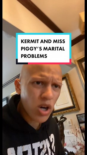 miss piggy did what now #comedy #lol #dank #muppets #kermit #funny