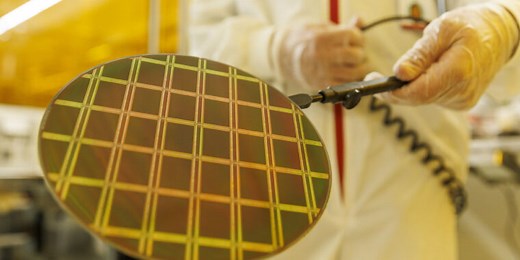 Low on gas: Ukraine invasion chokes supply of neon needed for chipmaking