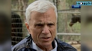 Actor Robert Blake, who was acquitted in his wife's murder, has died at 89. | Extra