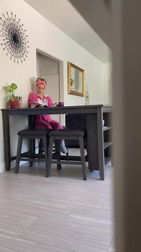 She got me #couplegoals #Relationship #prank #magic #foryoupage #fyp #magictricks #magic #magician #magictrick #cardmagic #sleightofhand #magicians #cardistry #playingcards #cardtricks #cards #closeupmagic #cardporn #cardtrick #illusion #streetmagic #ellusionist #illusionist #murphysmagic #theory #cardmagician #magicshow #magia #artofplay #magical #cardist #artofmagic #coinmagic #instamagic #useyourcards | Cool Magic Tricks | Facebook