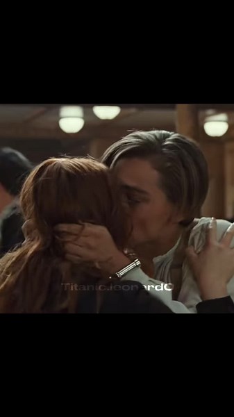 Titanic Staircase Scene Gif - Jump High with Jack and Rose