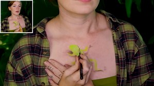 Poison frog 3D makeup art comes to life realistically