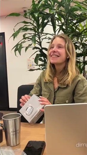 This Alarm Clock RUNS AWAY—Black Friday’s Funniest Deal! ⏰💨🖤