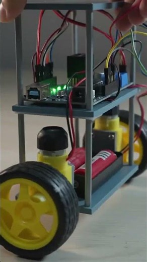 DIY🔌Self balancing Robot ⚡with Arduino #schoolproject #experiment #new #diy #hacks #simple #amazing