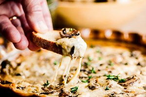 Cheesy Baked Mushroom Dip