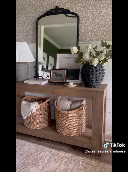 Farmhouse to fab! See how i transformed my farmhouse style into a modern, moody and transitional space! It feels more like home now! #homedesign #homedecor #myhome #springvibes #diy #interiordesign #myhomevibes