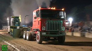1.2M views · 6.7K reactions | Beastly old school GMC Cabover puts on a pulling clinic in Rockville, IN at the 2022 Parke County Young Farmers pull. Exhaust glowing red and rain falling but it wasnt about to stop this dying breed diesel. #gmccabover #cabover #semicrazy | BUILT Diesel MAFIA | Facebook