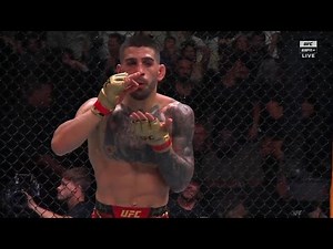 Ilia Topuria vs Max Holloway