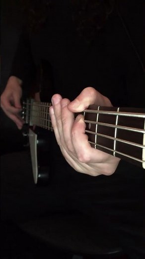 ‪@staindvideos‬ - Mudshovel (Bass Guitar Cover) ‪@GibsonGuitarUK‬