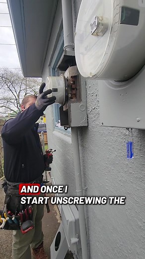 Expert Electrician Panel Replacement Techniques