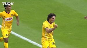 1.1M views · 10K reactions | El día que el Tano Ortiz mandó al Necaxa al descenso con un gol suyo.  Era 2009 y una anotación del actual técnico de las Águilas envió a los Rayos a segunda división.   Necaxa vs América ⏰ 8P | 7C | 5PAC  ViX | TUDN USA | Facebook