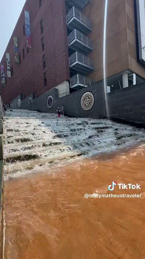 Mary | Travel & Food Tips ✈️ on TikTok