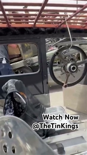 💀 So LOUD it needs its own zip code MORE ‪@TheTinKings‬