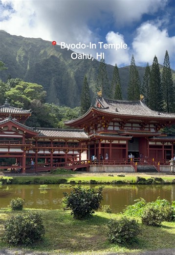 Explore Byodo-In Temple in Oahu, Hawaii