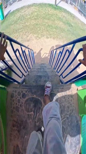 Extreme play ground parkour 🔥💥pov free running #shortfeed #freerunning #playingslide #parkour #yt