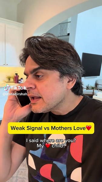 Maan ka pyaar 💪🏽 #browntiktok #desitiktok #brownparents Weak signal vs mothers love Brown parents comedy Pakistani parents comedy South Asian humor Brown parents be like