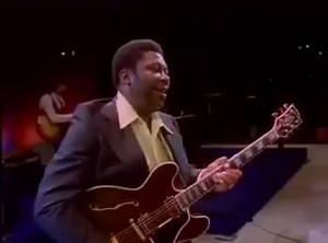 B B King live in Africa 1974 - YouTube
