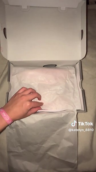 New Volleyball Court Shoes for Enhanced Performance