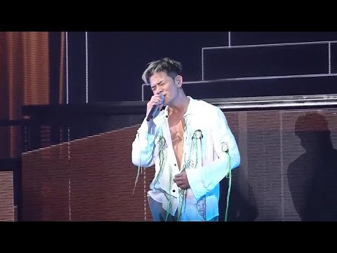 Hong Kong superstar Aaron Kwok brings his world tour to the Hong Kong Coliseum stage