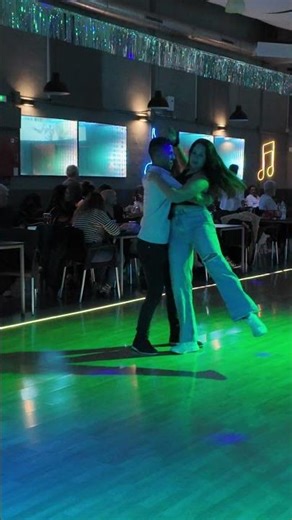 🔥 Pure Zouk Connection Goals in 15 Seconds #ZoukConnection #shorts #DanzaElegante