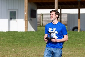 11K views · 52 reactions | From the hills of Eastern Kentucky to the edge of space — UK grad Asa O'Neal is, quite literally, reaching for the stars.  Read how the Astronaut Scholar's journey at UK sparked his love for aerospace → go.uky.edu/asaoneal | University of Kentucky | Facebook