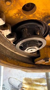 3.7K views · 1.8K reactions | Repair of a worn grader’s turntable. ...