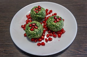 Pkhali Recipe: Georgian Spinach & Walnut Spread