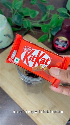Cafe style oreo kitkat milkshake #shorts #milkshake #viral #recipe