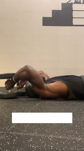 Simple Work. DB Tricep Ext with 40lbs. I train because it’s who I am. LFG!!! #gym #fitness #sets #reps #armsworkouttraining | TL Chambers