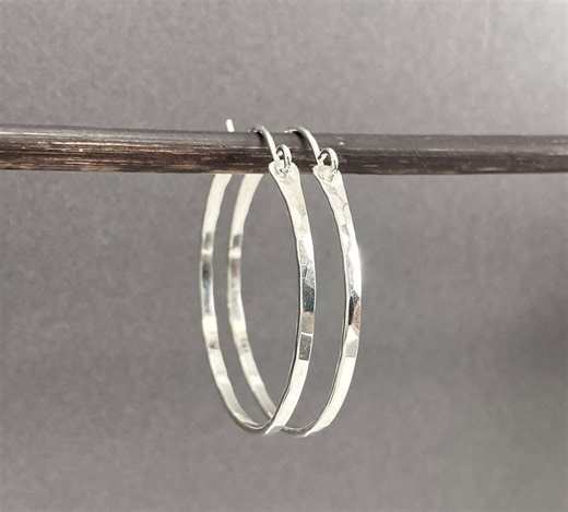 Flat Front Hammered Medium Silver Hoop Earrings - Etsy