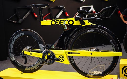 Ceepo影子-R铁三车，车如其名：风在它这只能无脑的飘过，什么都做不了