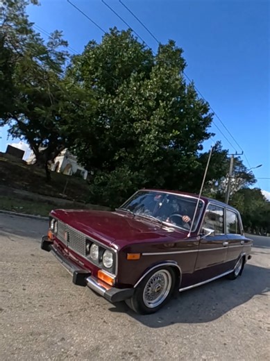 Exploring the Lada 2106 in Havana: A Cuban Classic