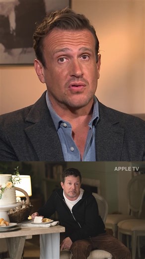 #Shrinking star Jason Segel talks filming with the legendary Michael J. Fox 🩵