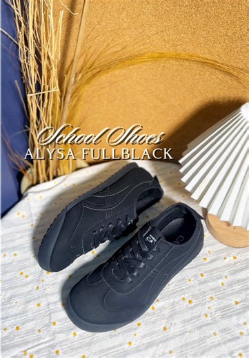 Salah satu rekomendasi sepatu untuk sekolah 🖤🎓🦨 -f #canikorea #canialysa #fyp #gajiansale #backtoschool
