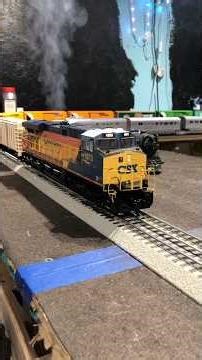 New MTH Railking CSX/Chessie Heritage ES44 #train #mth #csx #es44ac #mthtrains #ogauge #shorts