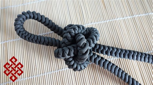 How to make an oversized diamond knot: Step-by-step paracord tutorial