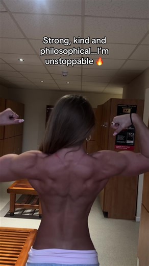 If you want my back routine go follow my main account @Kaylyn Ruby I’ll be posting more gym stuff on there for you guys 💗💗#gym #jacked #backday #muscles #fitness