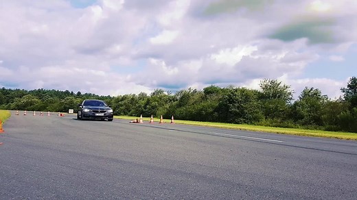 Wir haben ein neues Sonderheft für euch in petto - und zwar ein echt heißes!! 🤘🔥 | auto motor und sport