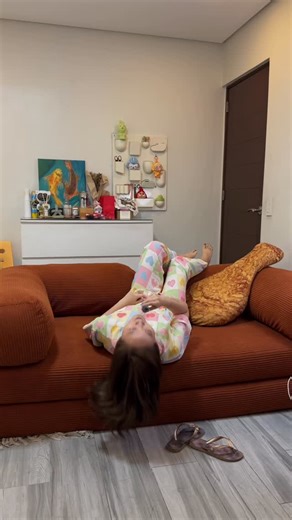 — 𝗰𝗼𝗰𝗼𝘆 𝗹𝗶𝗺 林安爾 ⌫ on Instagram: "We’re all just trying to survive this whole adulting thing, so here are some tips I wish someone had told me sooner! 💖🥹✨ Here’s to navigating adulthood together, my loves! #RoyalPasta #AdultingHacks #PestoPastaKit #RoyalPastaKit #NavigatingAdulthood"