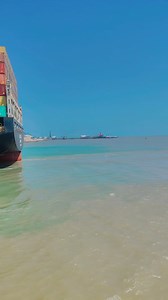 #viral At MSC Vessel 😱🚢🌊⚓ . . . . #MSC #vessel #fyp #reels #trending #explore #explorepage #foryouシ #viralreelsシ #reelsfbシ #fbreelsfypシ゚ | Çãñdy Bøy Ãkîb