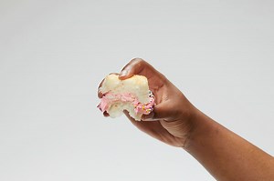 It’s National DIY Day! Get excited for “101 Life Hacks: Genius Ways to Simplify Your World,” available April 20. 🧶✂️🖍️🧷 This fun book teaches kids how to turn ordinary into awesome in an Earth-friendly way! In this easy-to-follow guide, they’ll get tips and tricks for upcycling and reusing old stuff, as well as hands-on activities, fun facts, and insights from professional-grade life hackers who use their problem-solving skills to change the world. Pre-order today! https://amz.run/4RUH | Nati