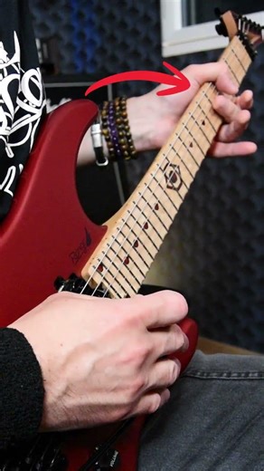 Dimebag Squeal Trick