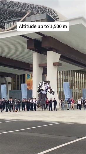 A jet-powered backpack aircraft makes its debut in China