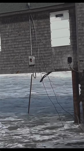 From Emre Sinik 10/29 in Buxton - amazing this house is still hanging on! | Outer Banks