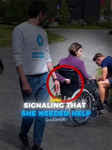 She Secretly Asked For Help And Only One Person Noticed 🥺❤️