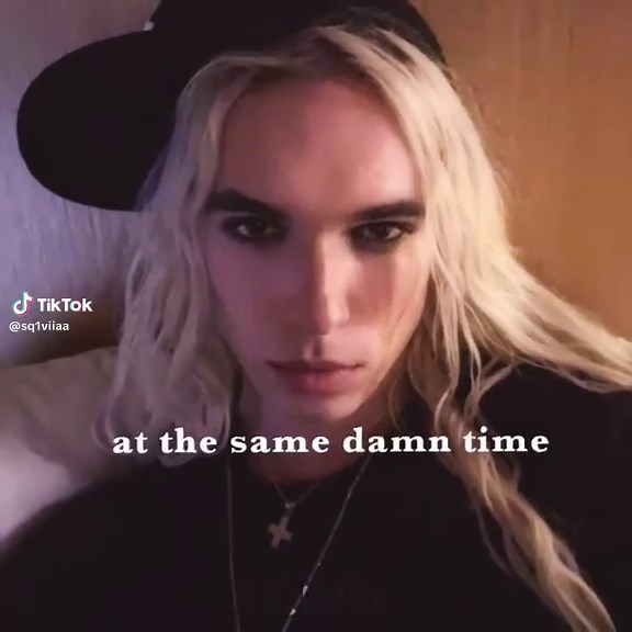 Discover 2h Hollis: Unique Underground Music Experience