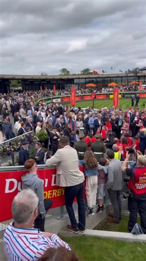 📅 This Day Next Week… It’s @dubaidutyfree Irish Derby Day at The Curragh! The wait is almost over! Next Sunday, the eyes of the racing world turn to The Curragh for Day Three of the Dubai Duty Free Irish Derby Festival - a celebration of sport, style, and Irish spirit. 🏇 Witness the 160th running of the Irish Derby, Ireland’s most prestigious flat race. 🎶 Soak up the summer vibes with @thewhistlindonkeys live after racing. 🎩 Don’t miss the Dubai Duty Free Style Awards 🍔 Great food, family f